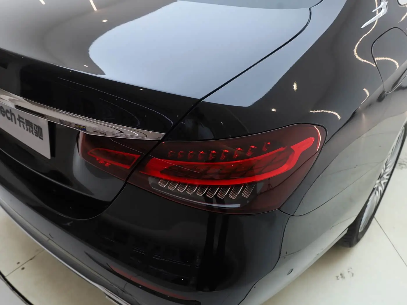 Mercedes-Benz E-Class 2021 — Фото 20/20