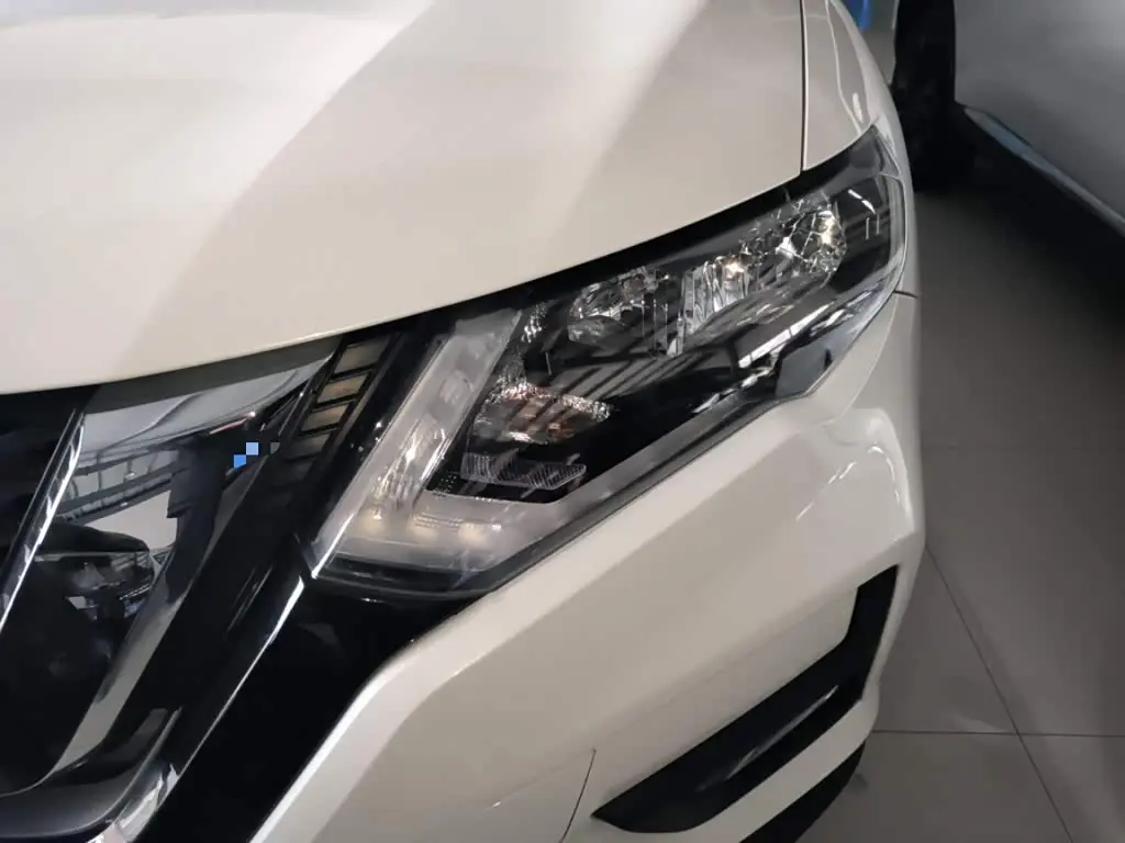 Nissan X-Trail 2023 — Photo 19/20