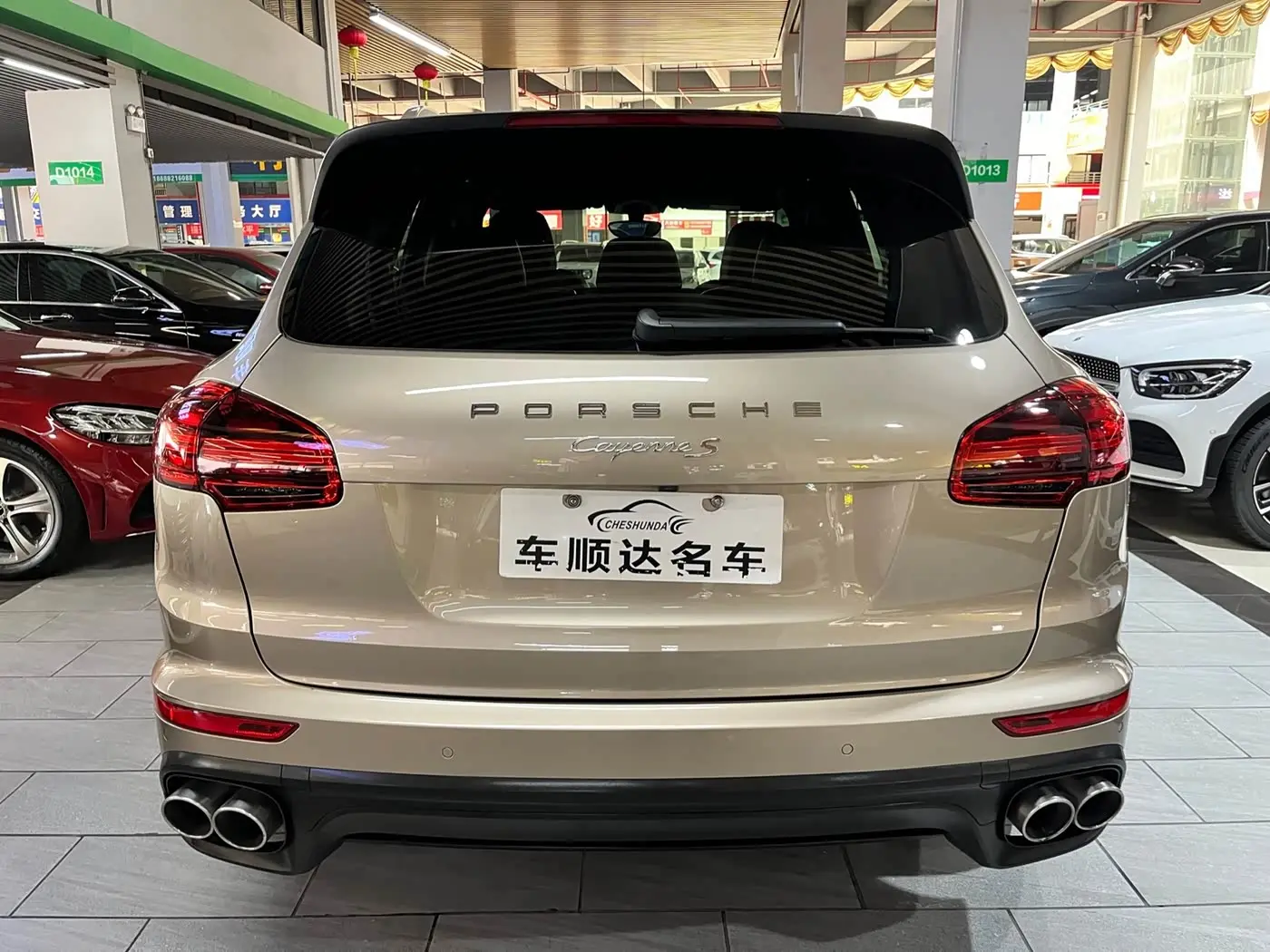 Porsche Cayenne 2017 — Фото 16/17