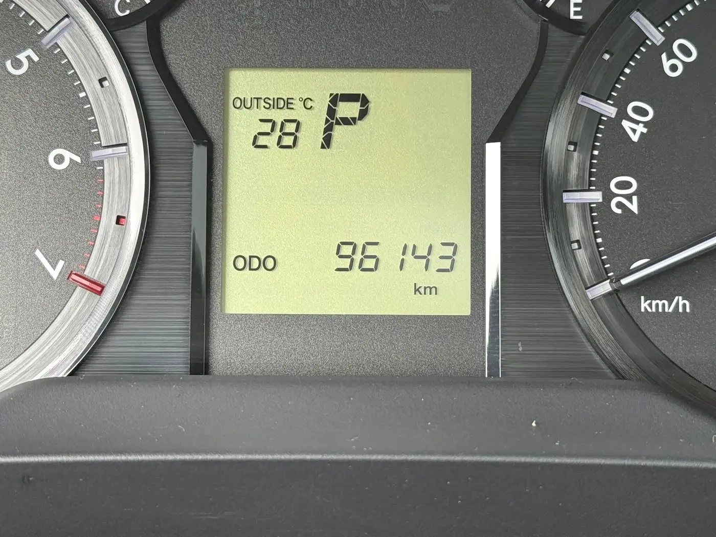 Toyota Prado 2019 — Photo 5/8