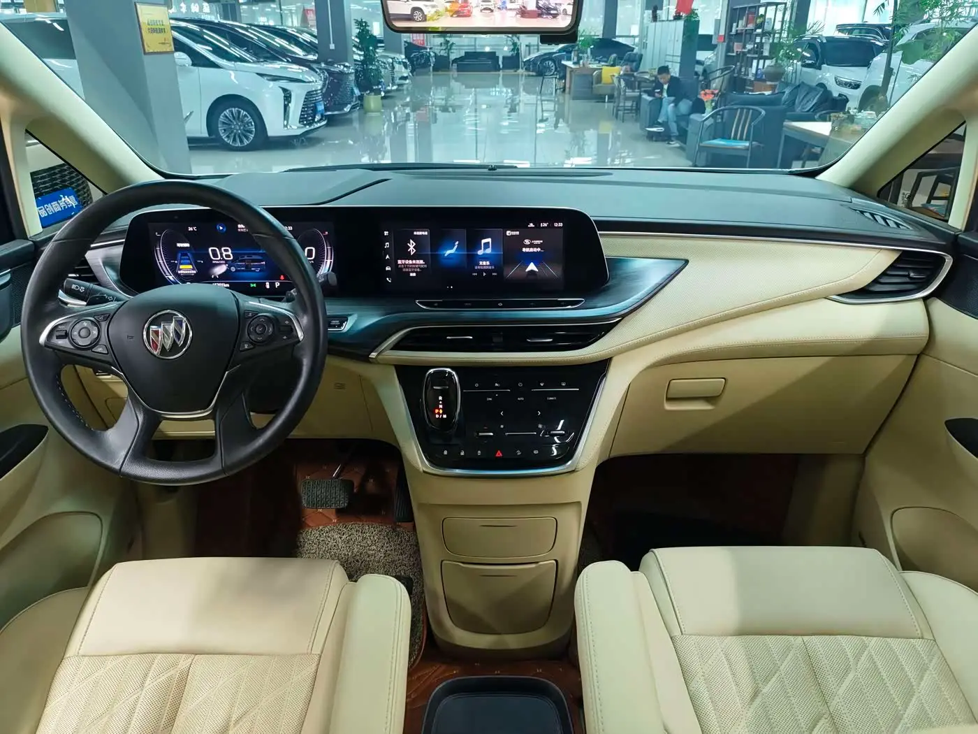 Buick GL8 2021 — Photo 4/18