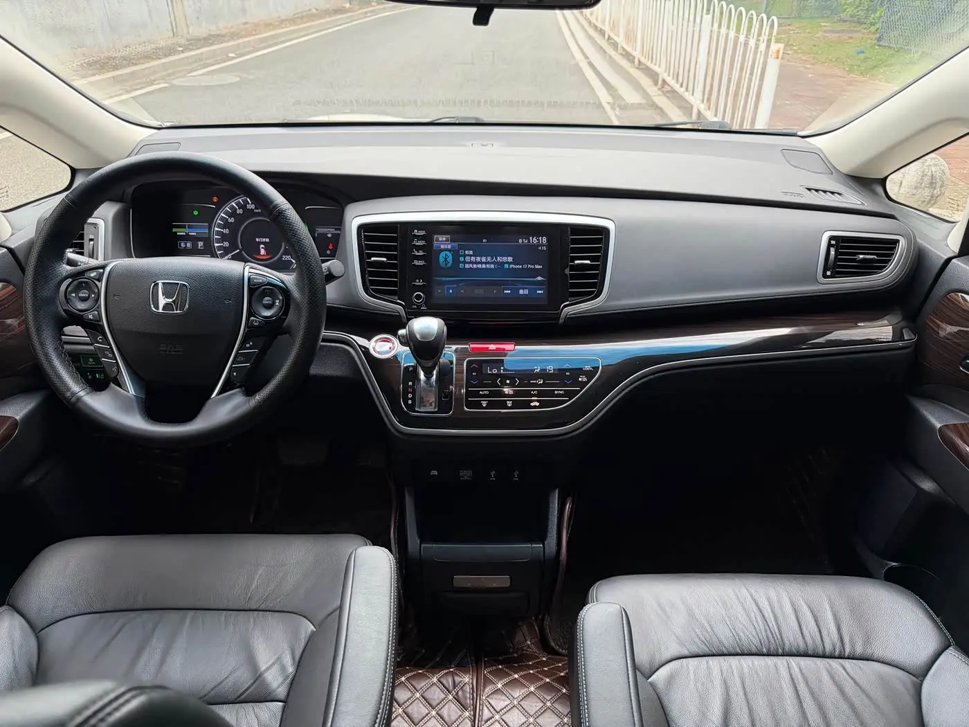 Honda Odyssey 2021 — Photo 13/20