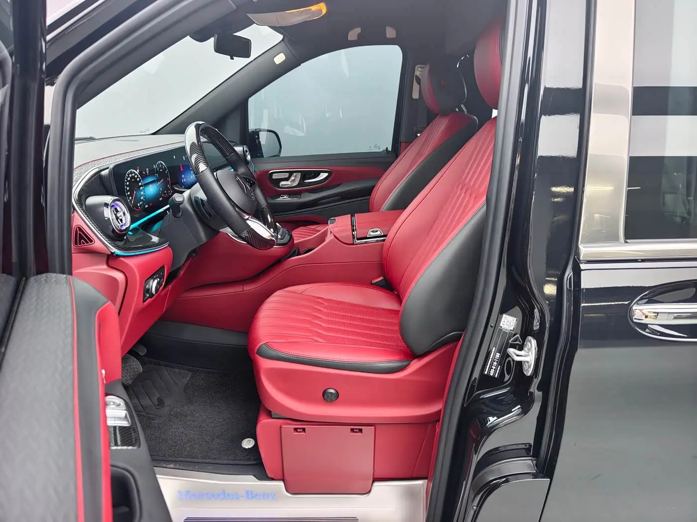 Mercedes-Benz Vito 2026 — Photo 8/20