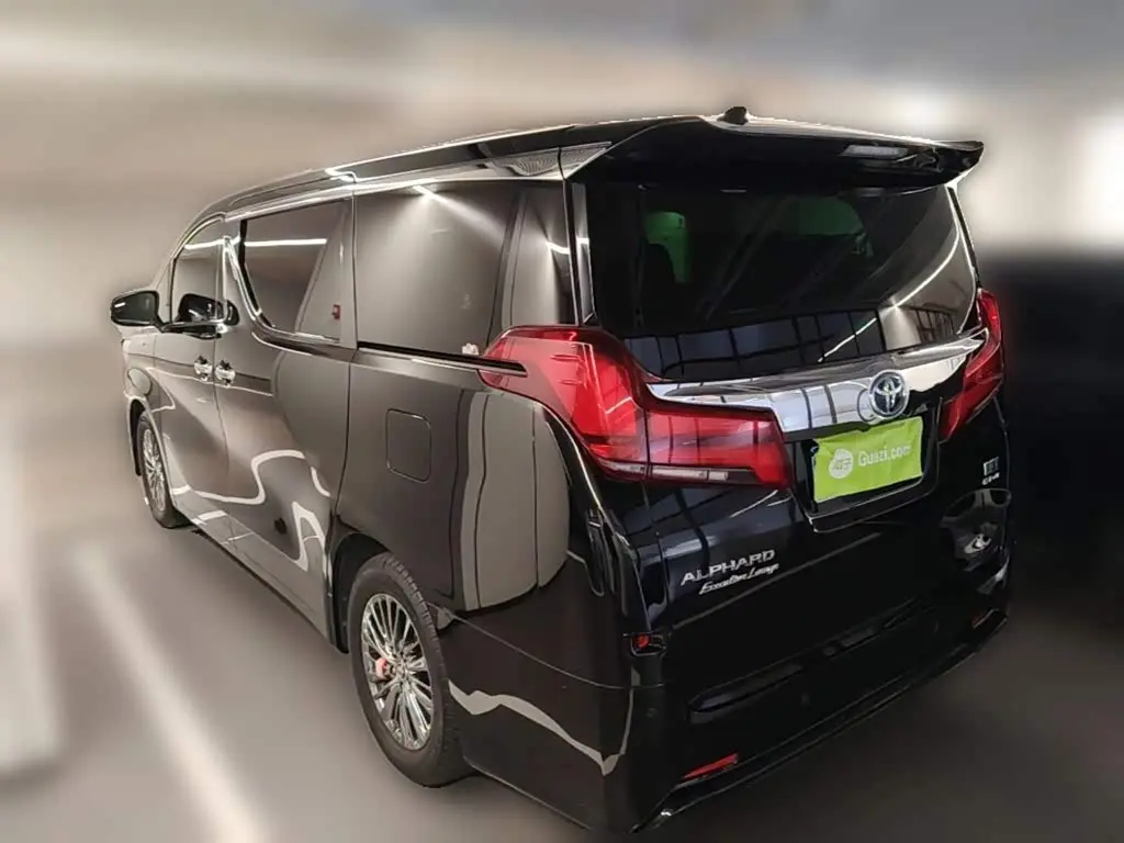 Toyota Alphard 2021 — Photo 7/20