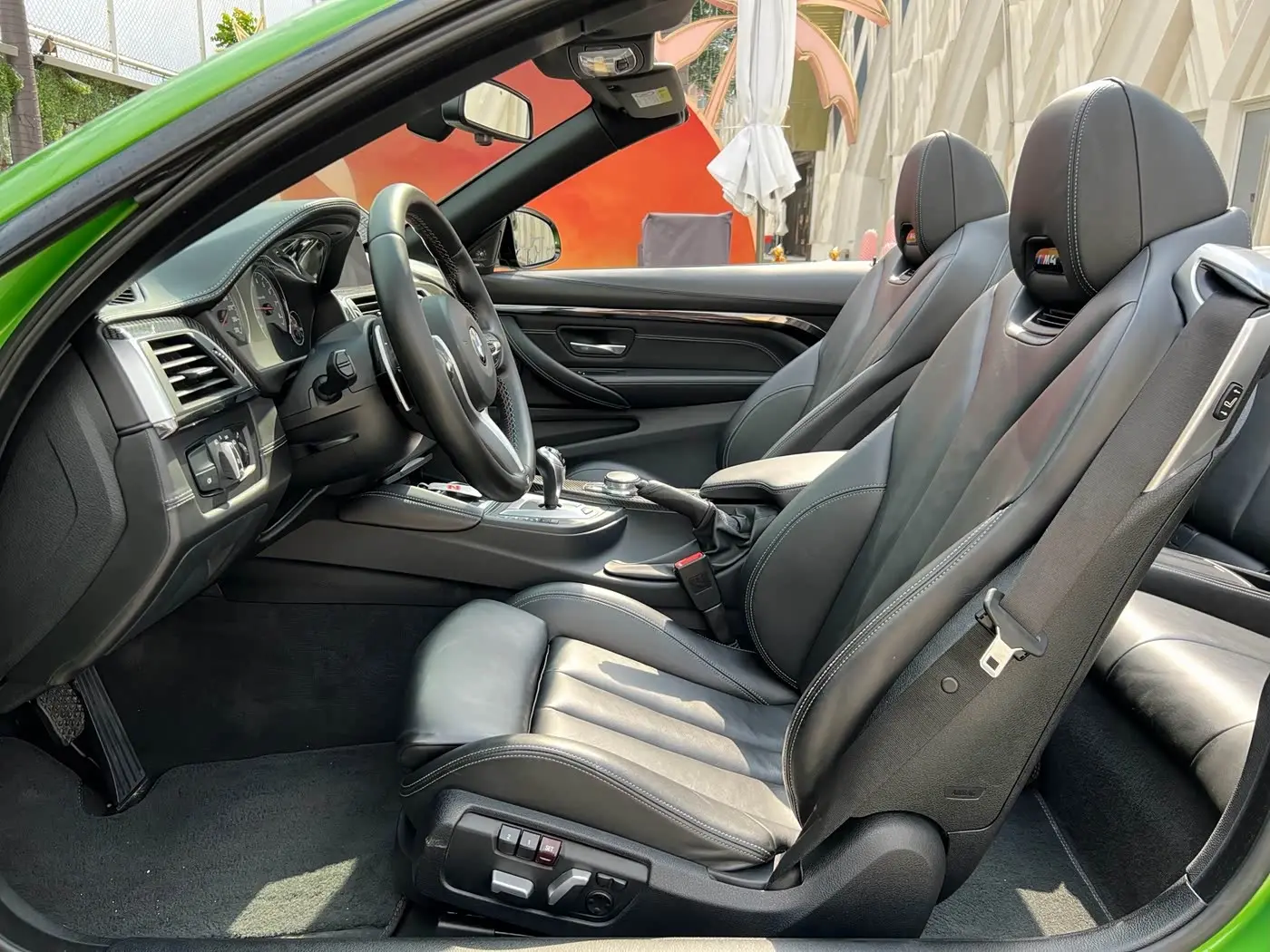 BMW M4 2018 — Фото 18/20