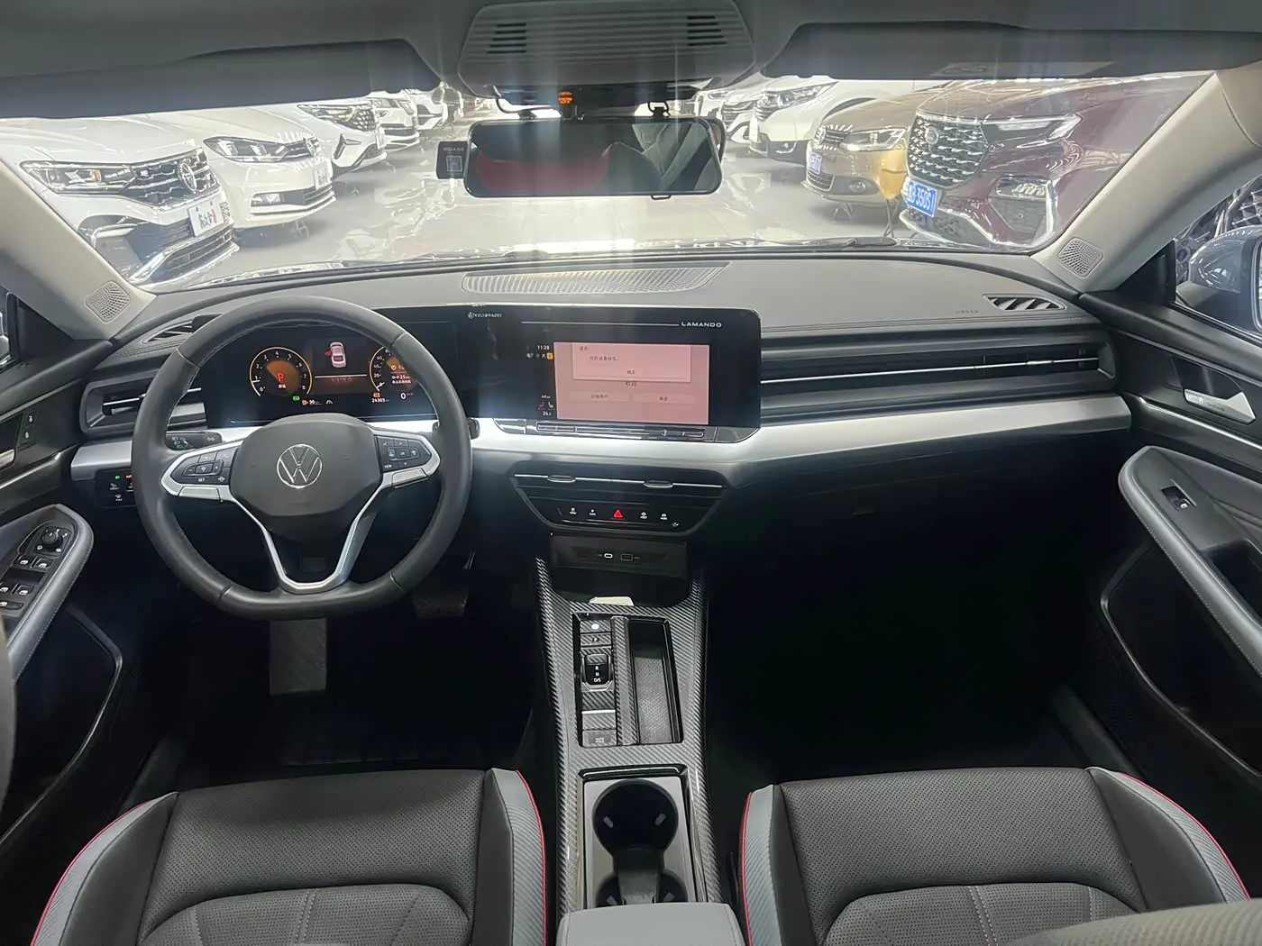 Volkswagen Lamando 2023 — Photo 5/20