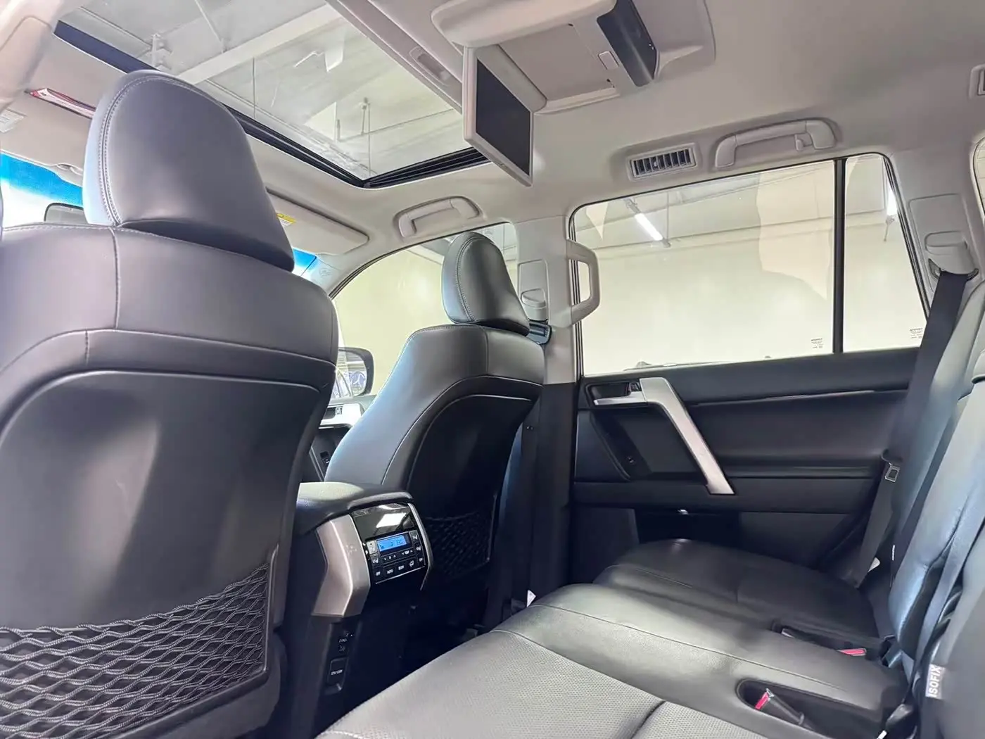Toyota Prado 2019 — Şəkil 19/20
