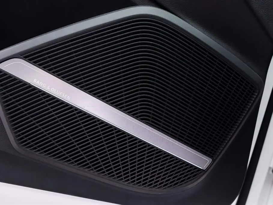 Audi Q5L 2023 — Photo 16/20