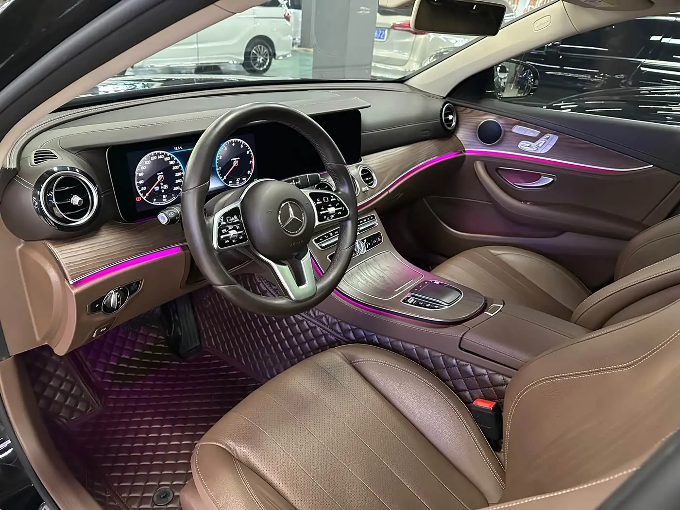 Mercedes-Benz E-Class 2020 — Photo 7/15