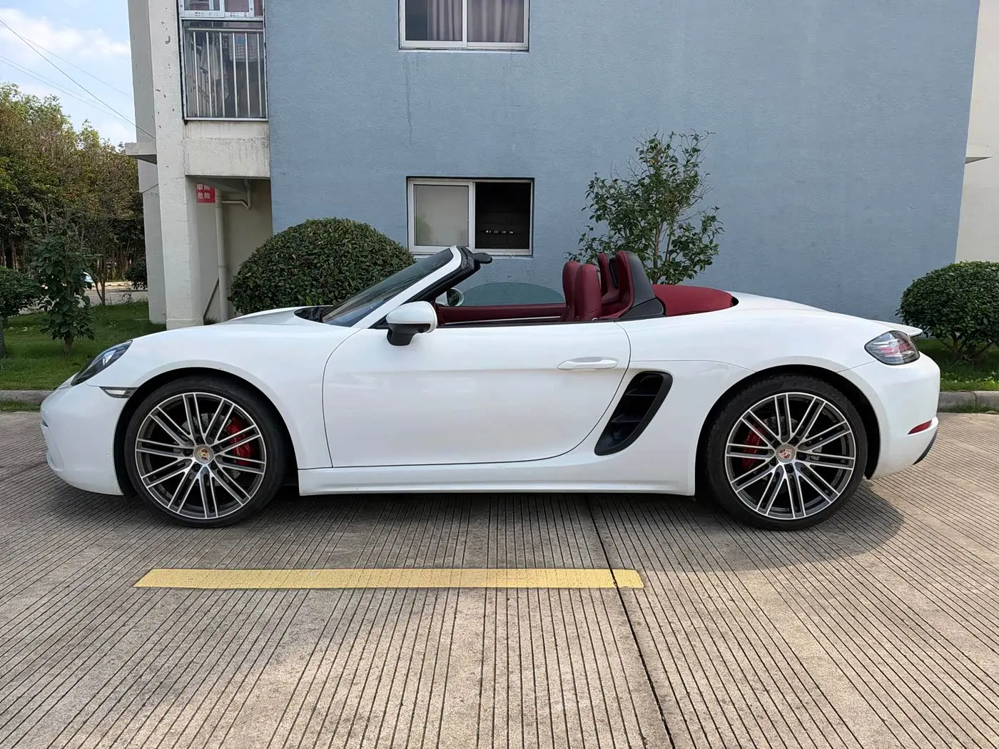 Porsche 718 2018 — Photo 6/20