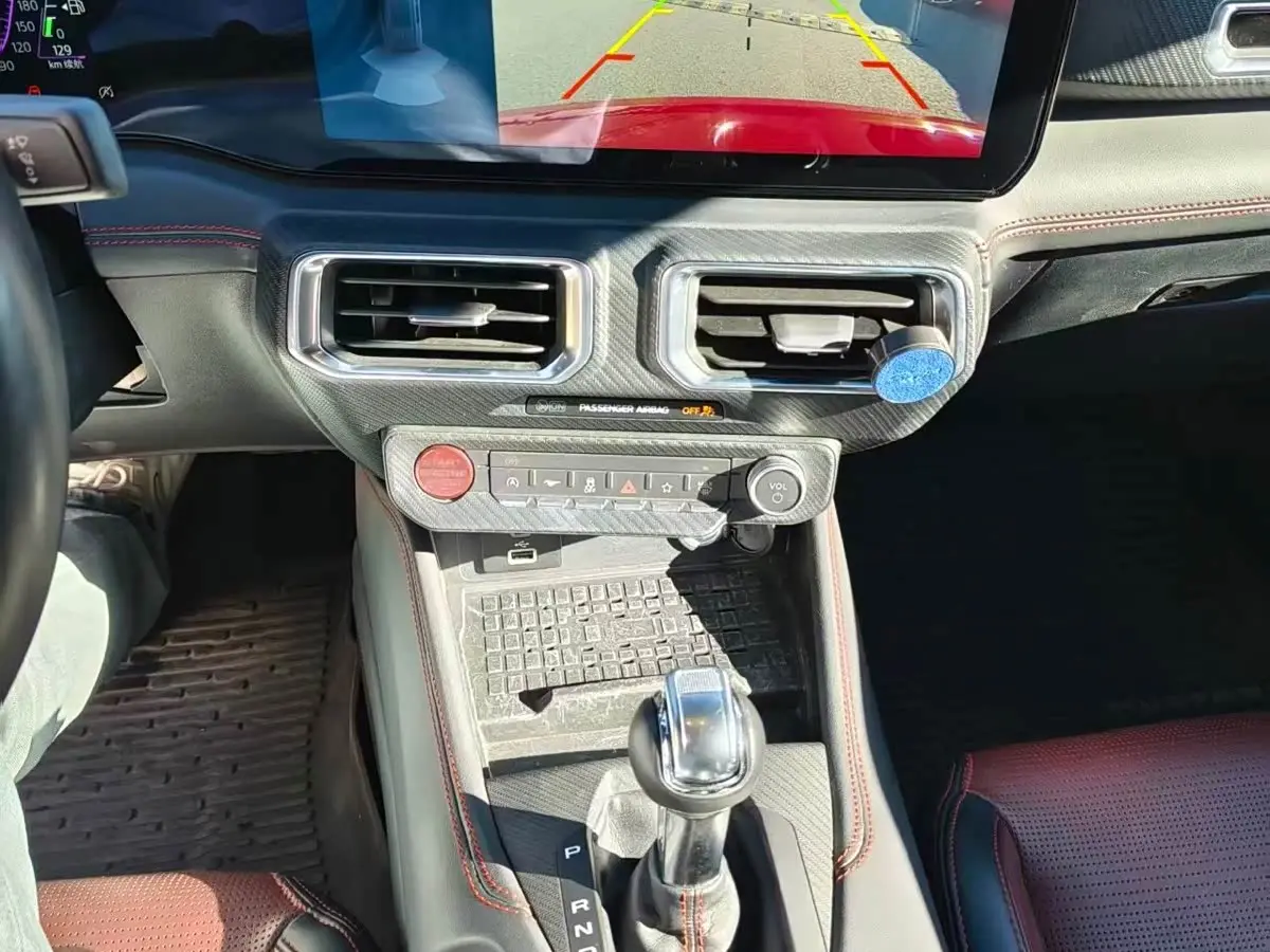 Ford Mustang 2024 — Photo 13/19