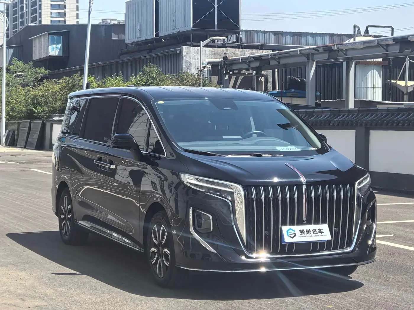 Hongqi HQ9 2023 — Фото 3/8