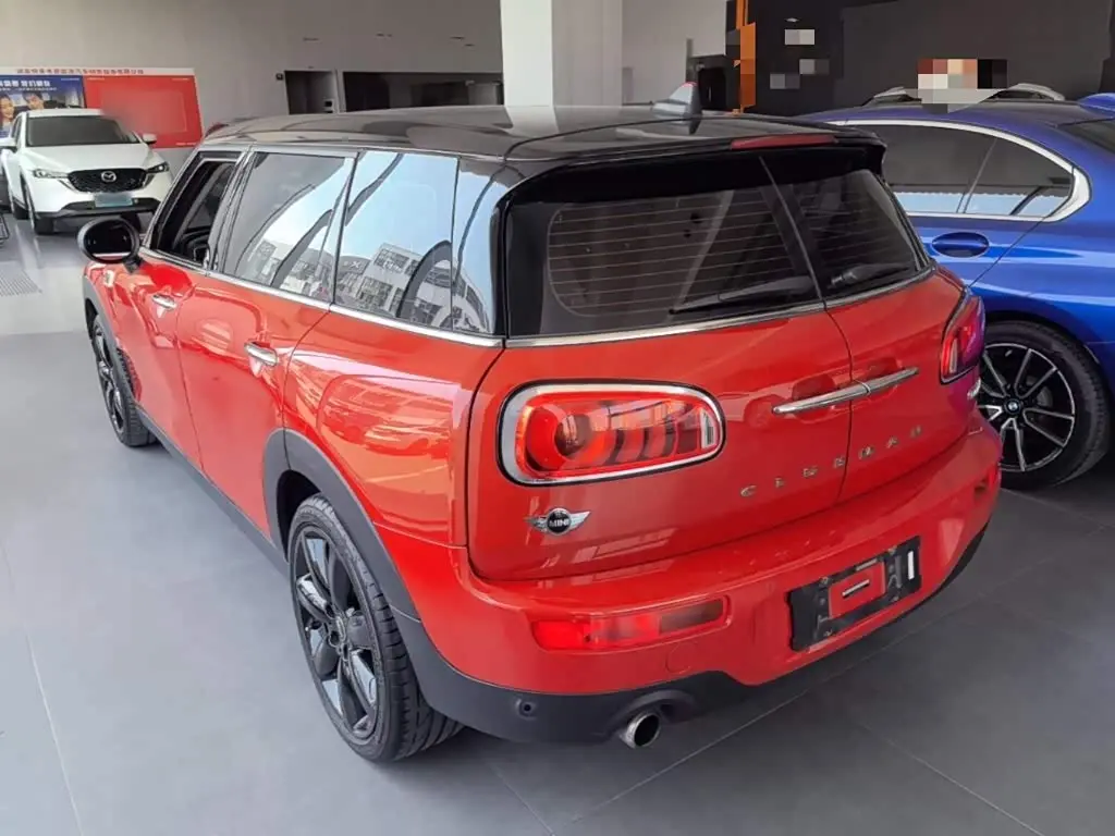 MINI CLUBMAN 2018 — Фото 5/20