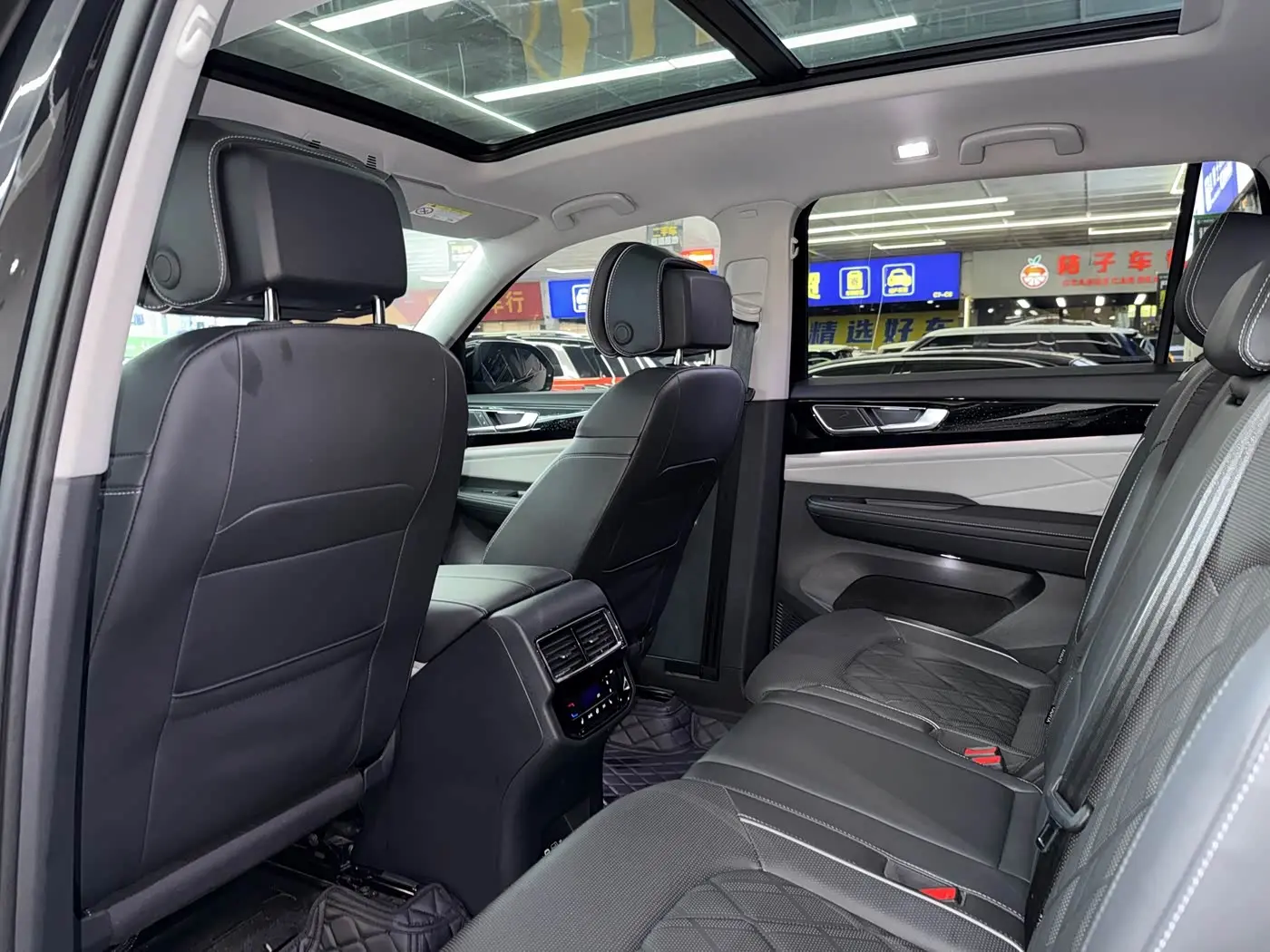 Volkswagen Teramont 2024 — Photo 16/20