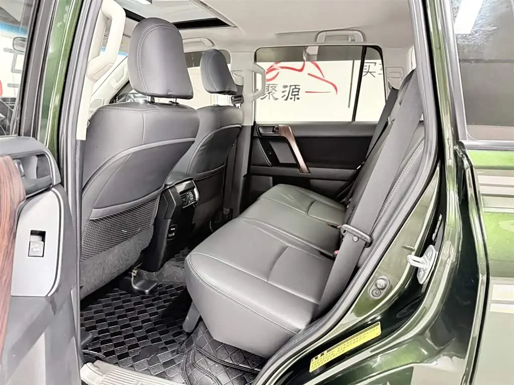 Toyota Prado 2015 — Фото 10/18
