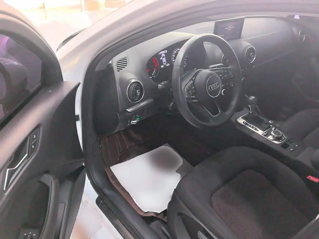 Audi A3 2021 — Photo 13/20