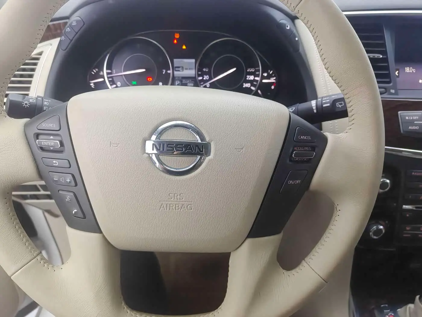 Nissan Patrol 2019 — Photo 8/13