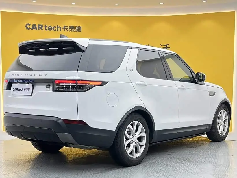 Land Rover Discovery 2018 — Фото 5/20