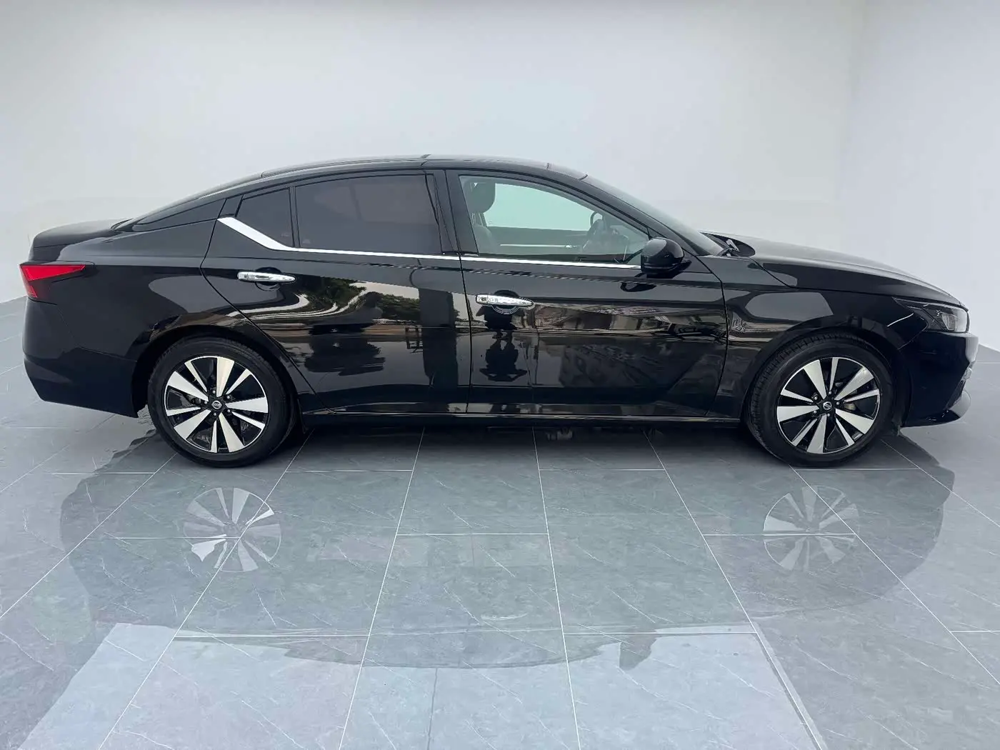 Nissan Teana 2023 — Фото 13/20