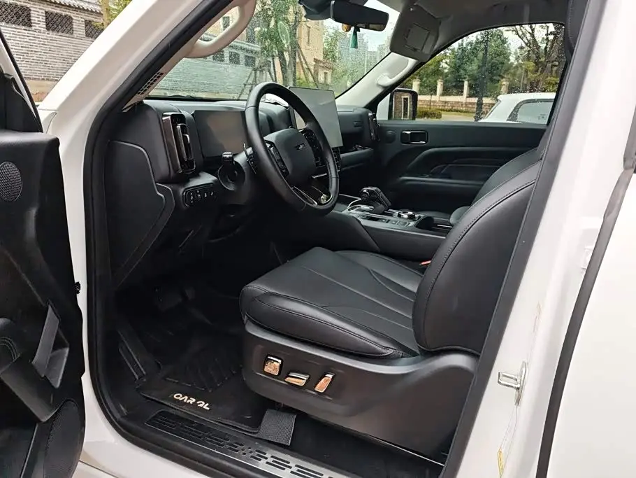 Haval H9 2025 — Photo 9/16