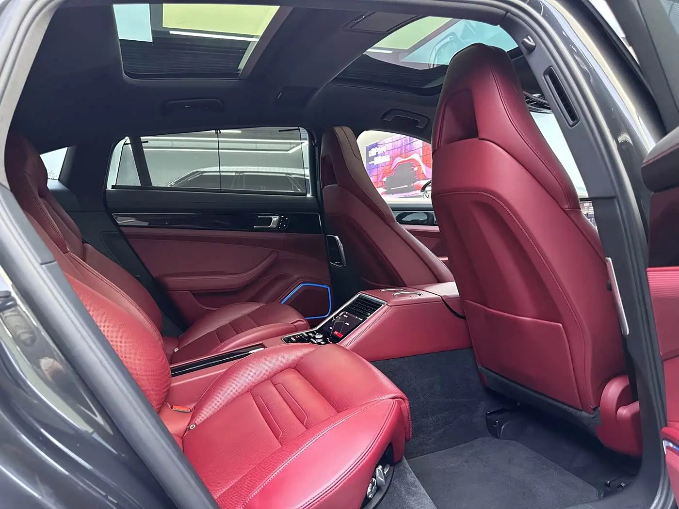 Porsche Panamera 2019 — Şəkil 12/20