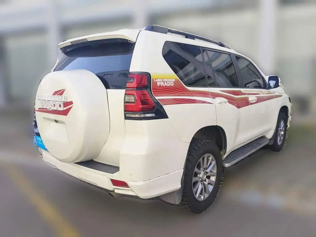 Toyota Prado 2019 — Фото 2/12