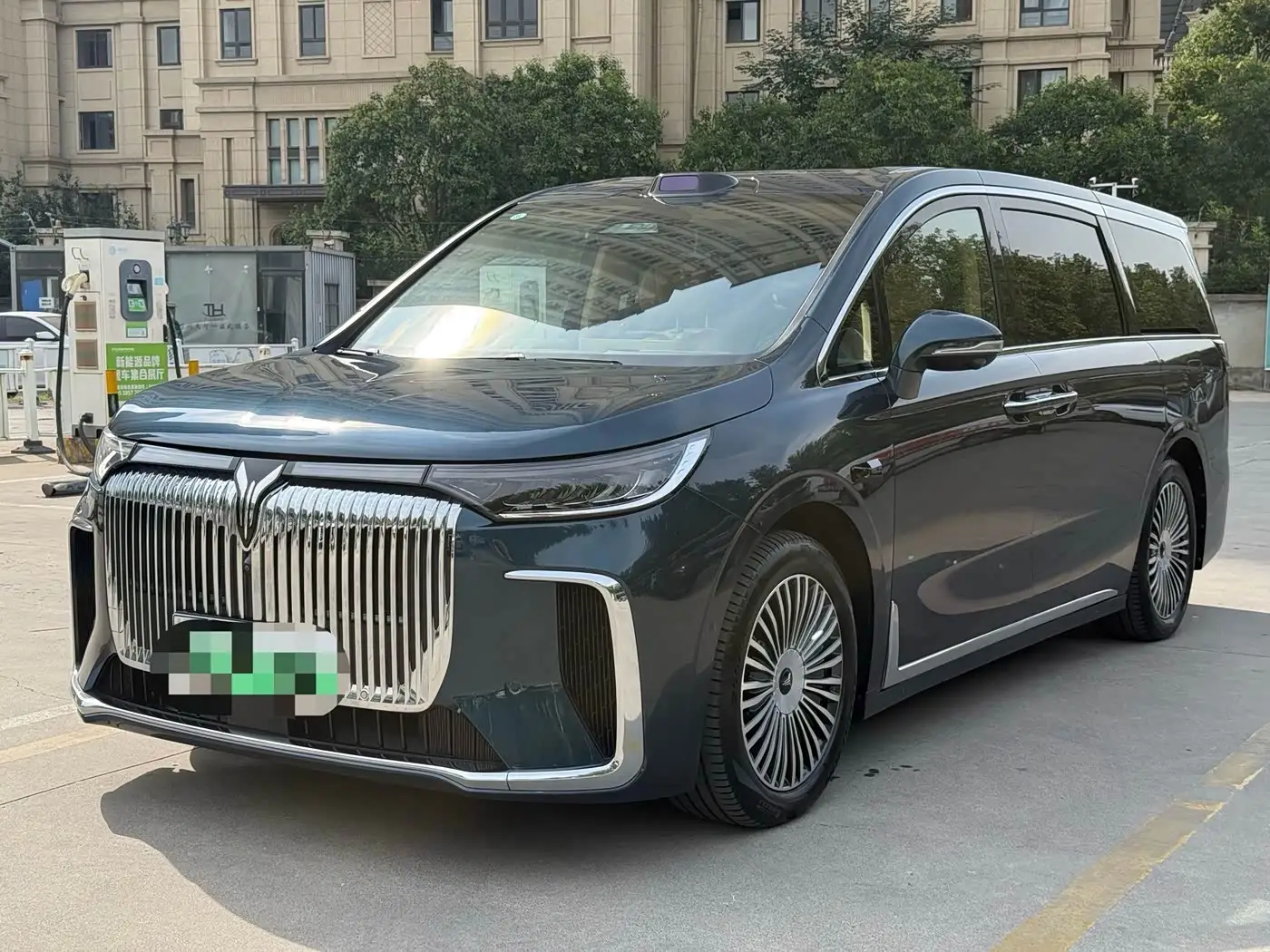 Voyah Auto Voyah Dreamer, 2025