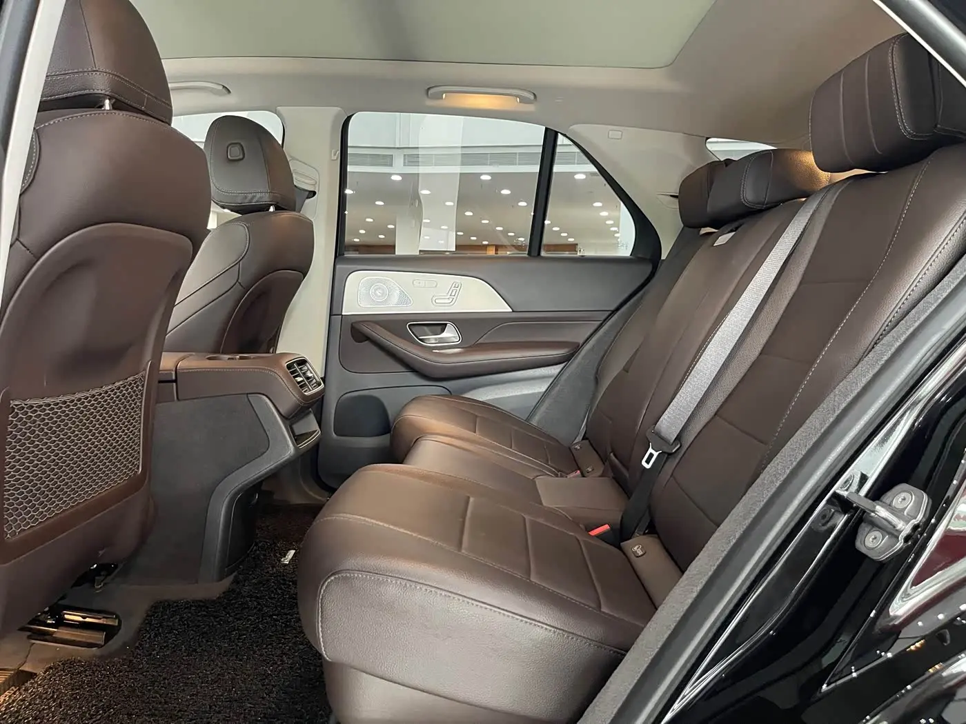 Mercedes-Benz GLE 2020 — Photo 6/19