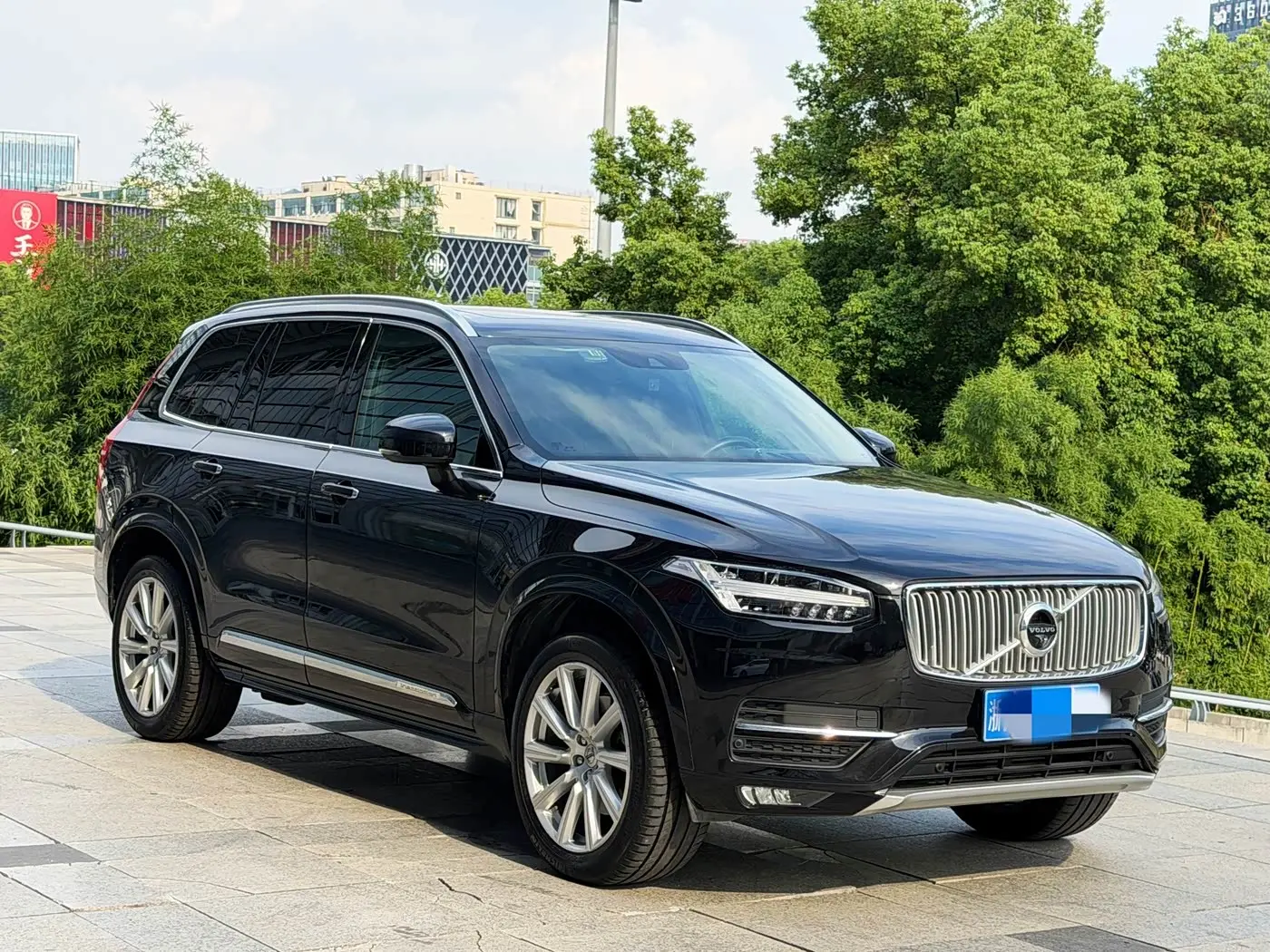 Volvo XC90 2019 — Фото 3/20