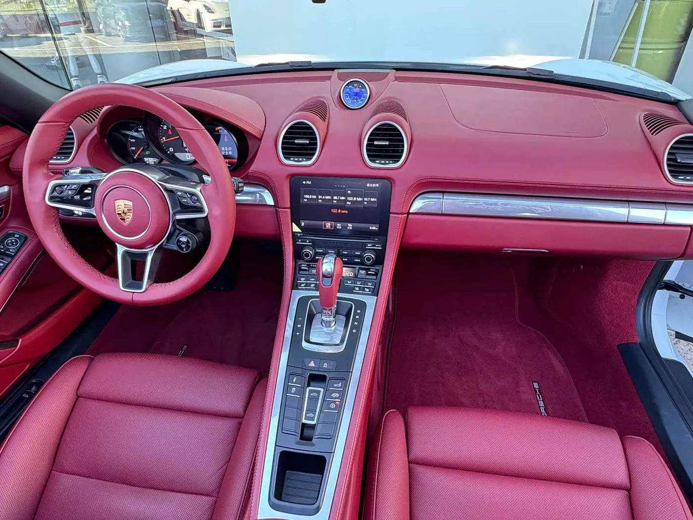 Porsche 718 2023 — Photo 10/20