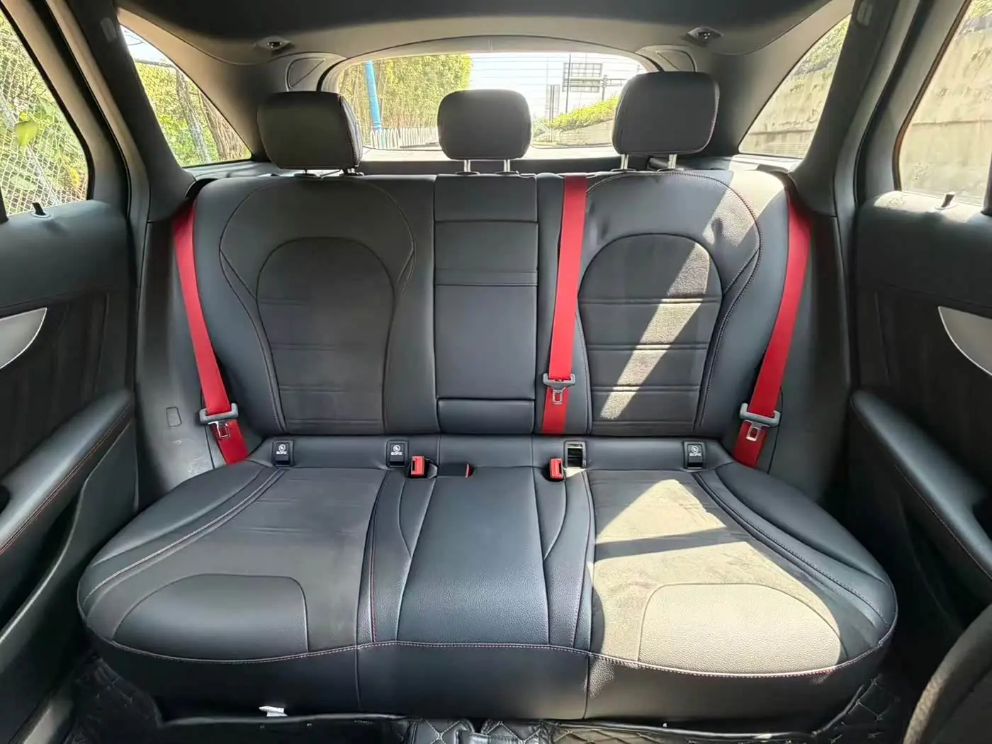Mercedes-Benz GLC AMG 2019 — Photo 20/20