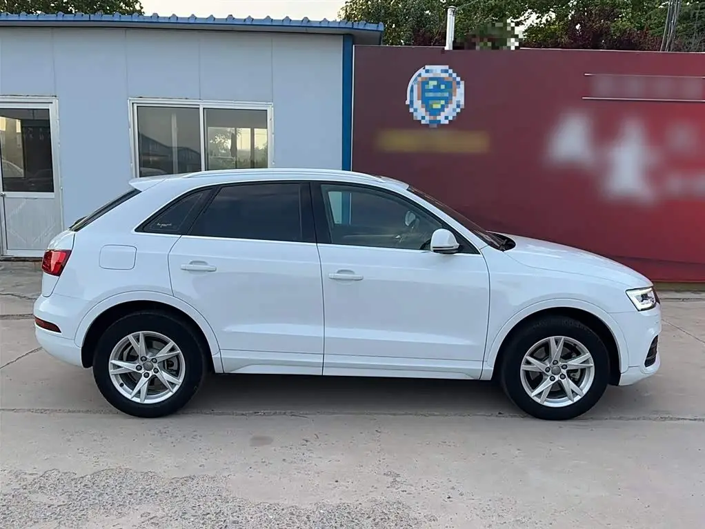 Audi Q3 2018 — Photo 7/11