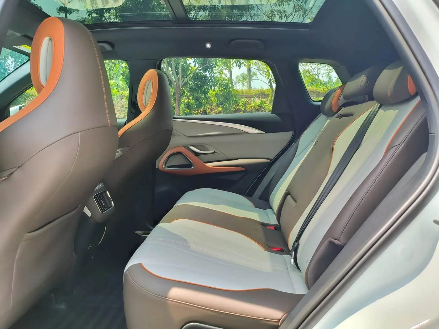 BYD Song Pro New Energy 2023 — Фото 7/13