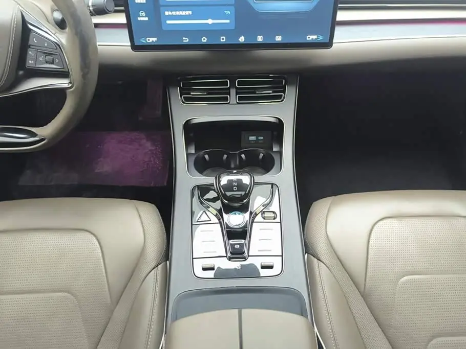 BYD Han 2023 — Photo 16/16