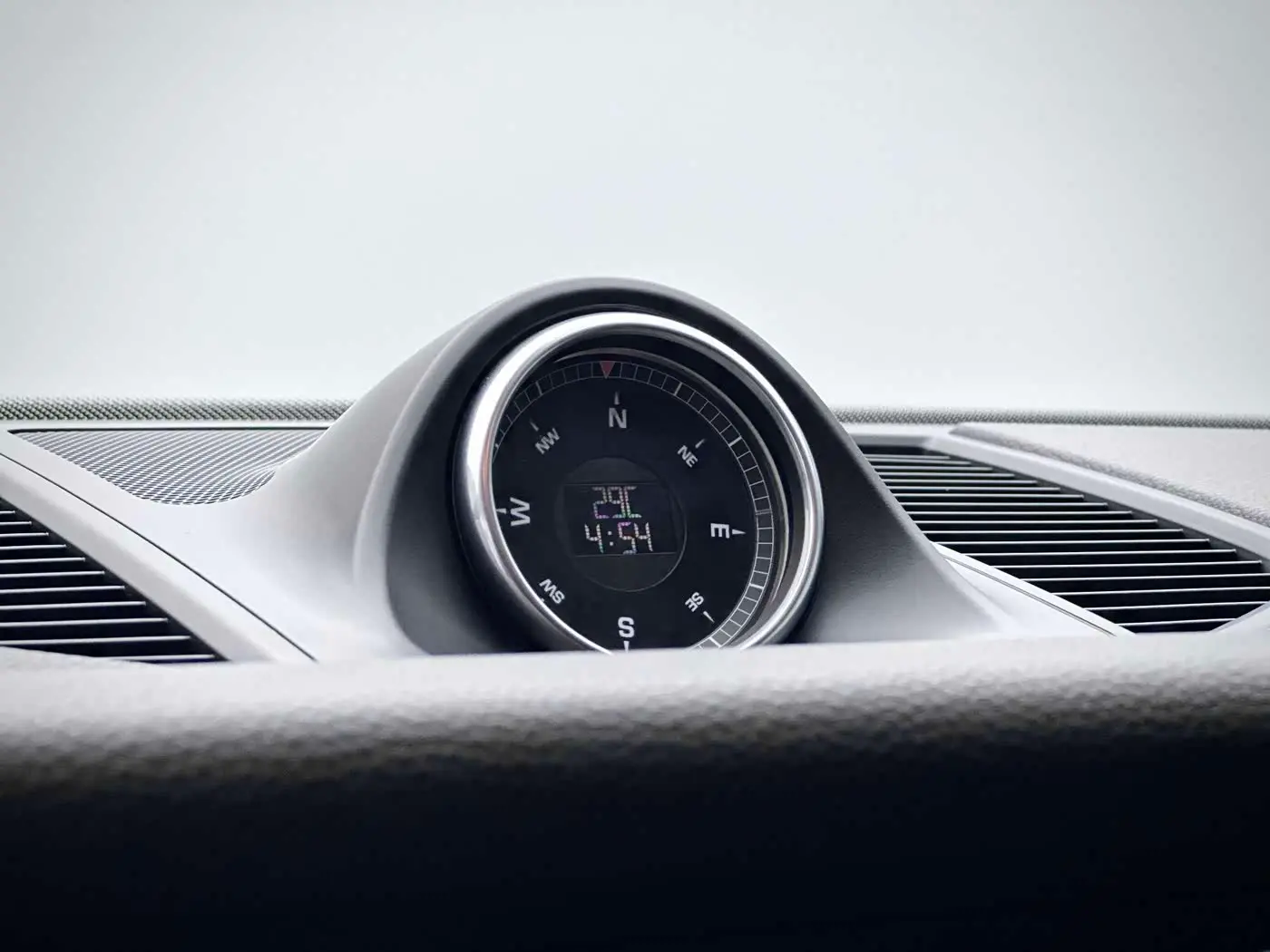 Porsche Macan 2019 — Photo 15/17