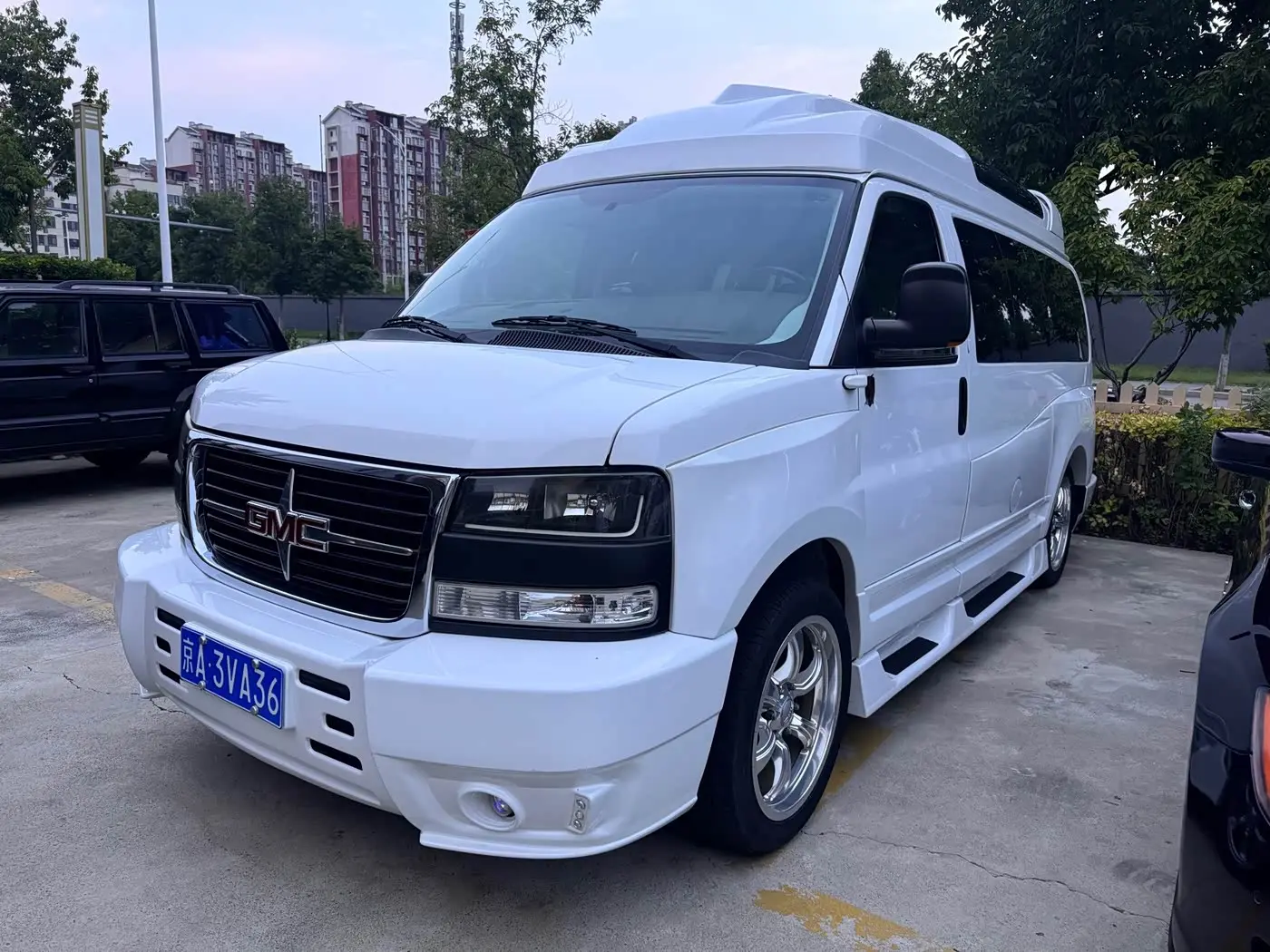 GMC Savana 2019 — Şəkil 2/20