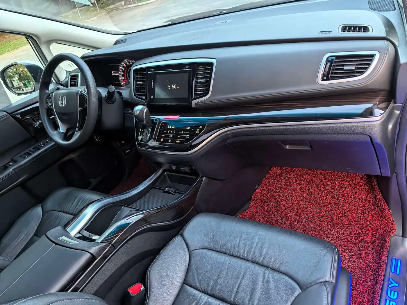 Honda Odyssey 2019 — Photo 12/20