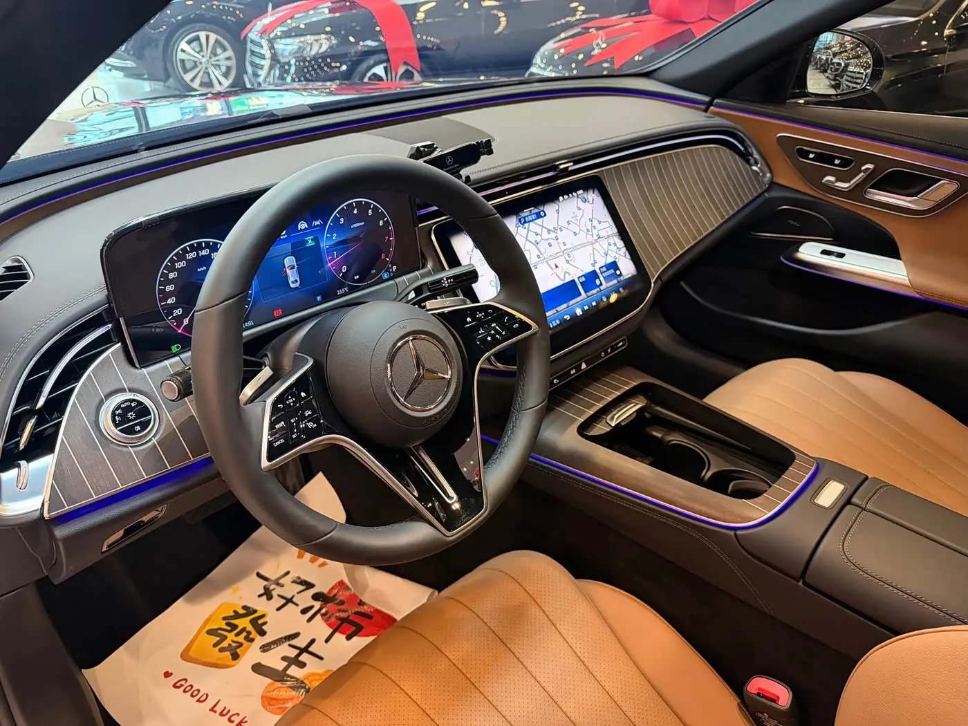 Mercedes-Benz E-Class 2025 — Фото 7/19