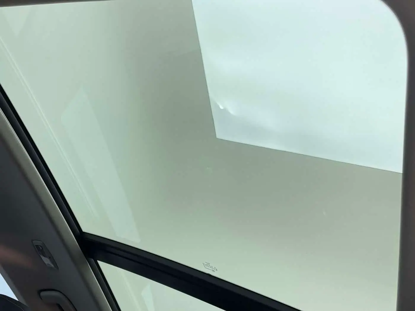 Škoda Karoq 2023 — Photo 14/20