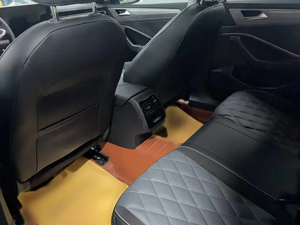 Volkswagen Sagitar 2025 — Photo 17/18