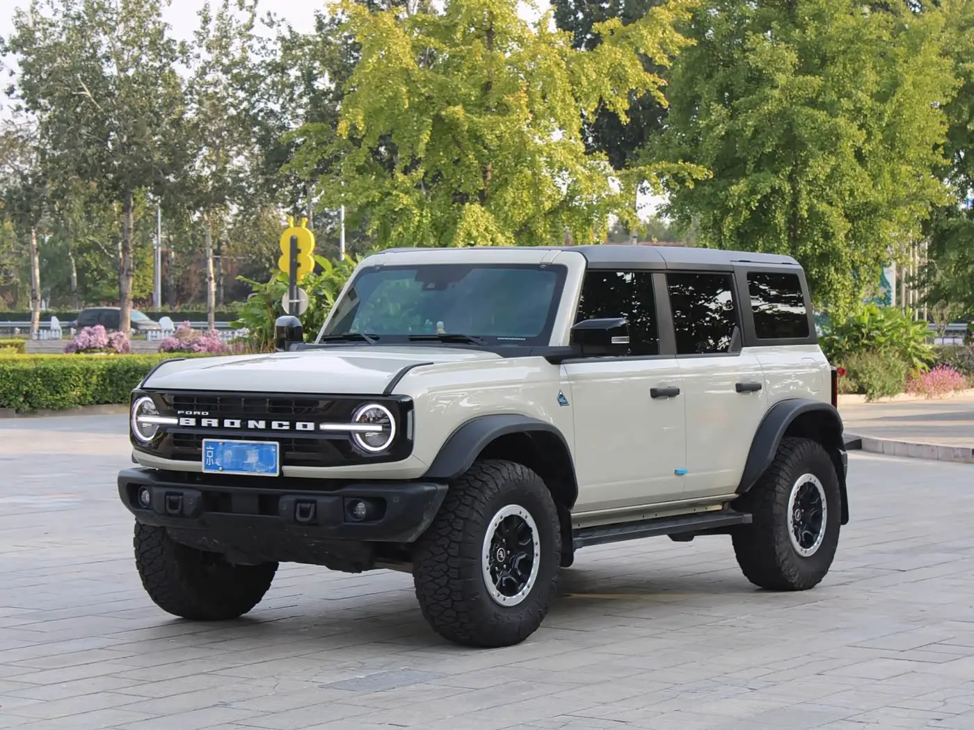 Ford Bronco 2025 — Фото 1/20