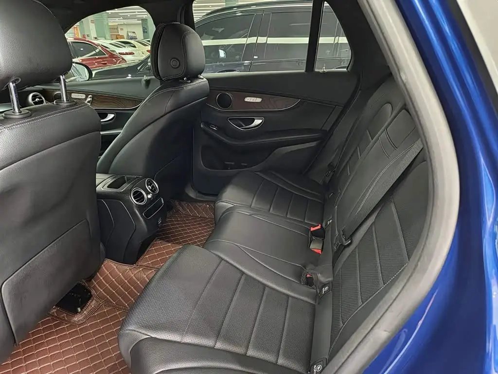 Mercedes-Benz GLC 2019 — Photo 7/11