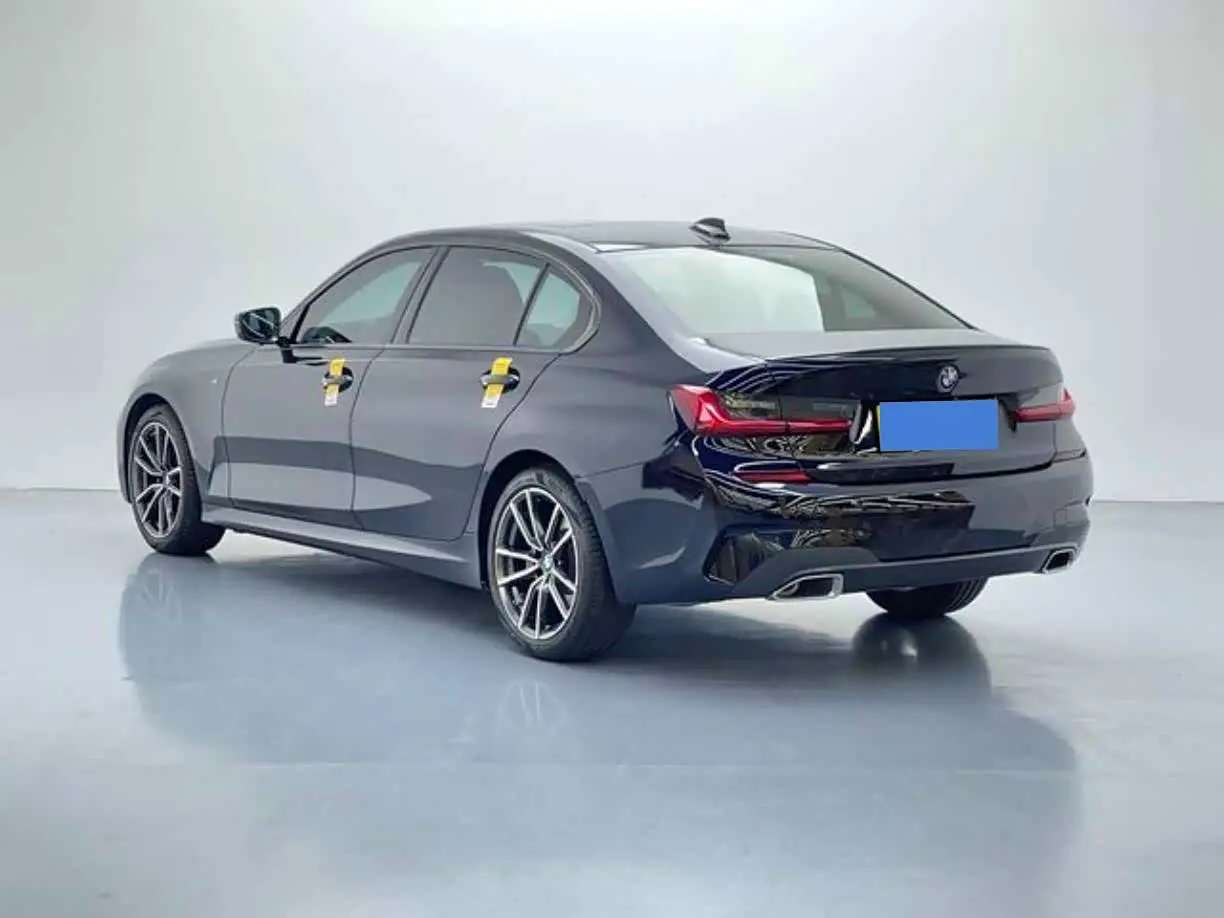 BMW 3 Series 2021 — Photo 6/19