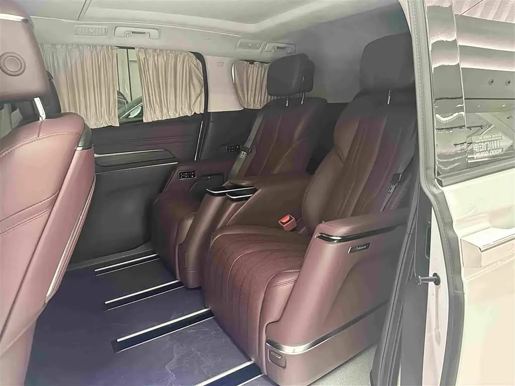 Buick Century 2024 — Photo 12/19