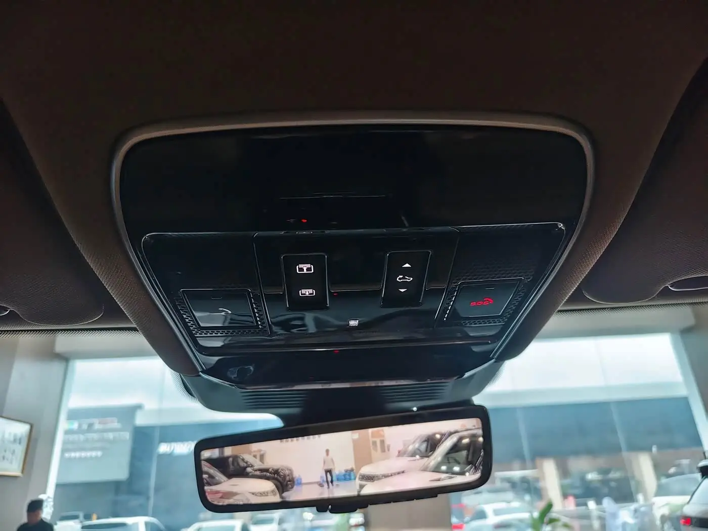 Land Rover Range Rover Sport 2024 — Şəkil 13/20