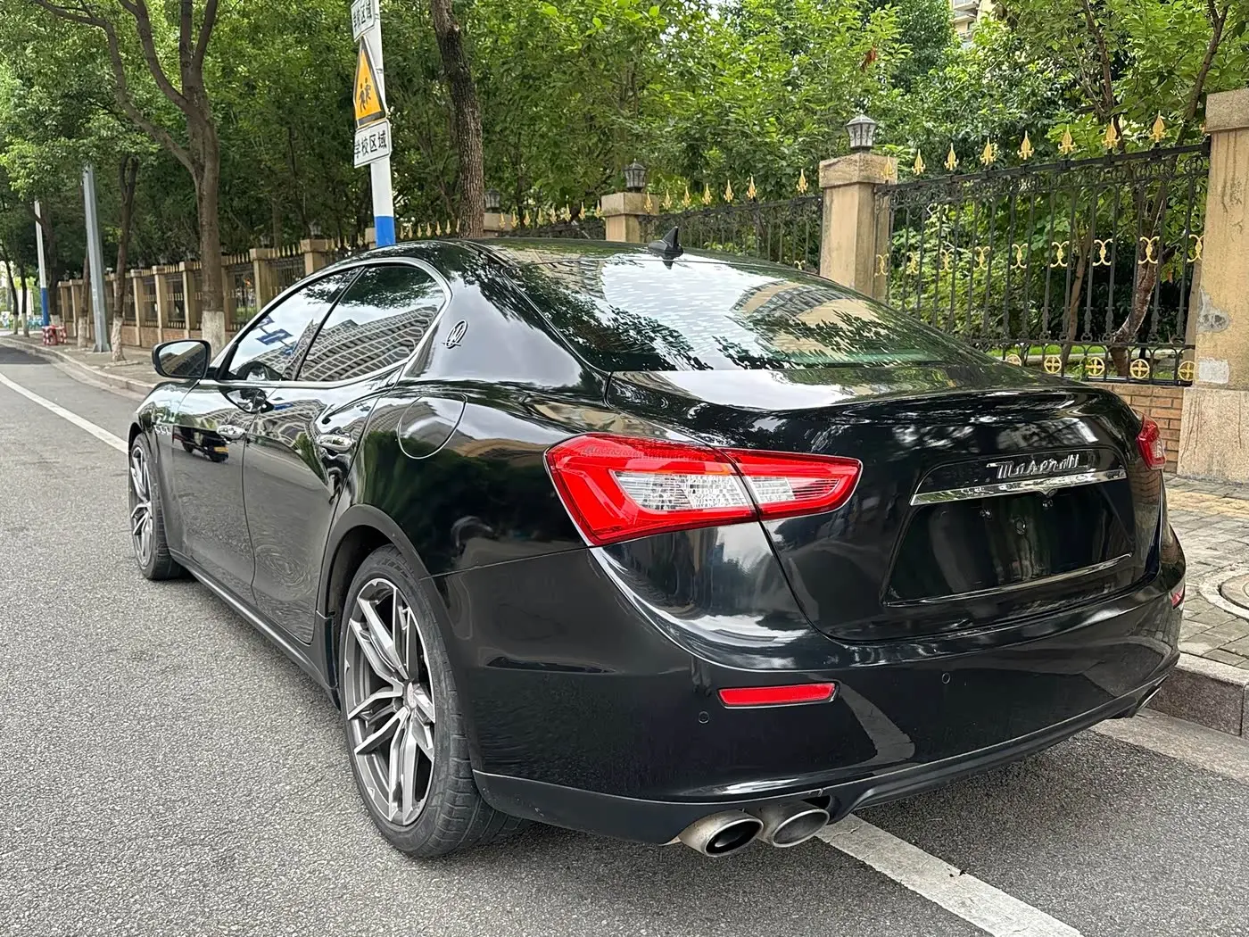Maserati Ghibli 2017 — Photo 6/20