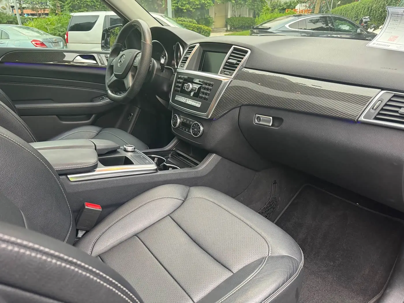 Mercedes-Benz M-Class 2014 — Photo 9/19
