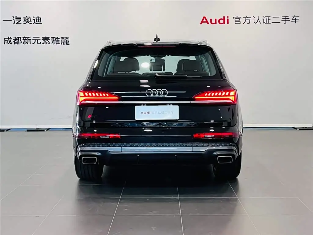 Audi Q7 2024 — Фото 5/15