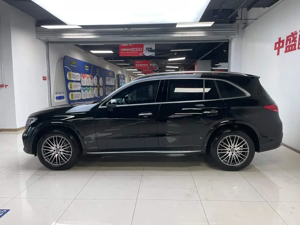 Mercedes-Benz GLC 2024 — Photo 4/20