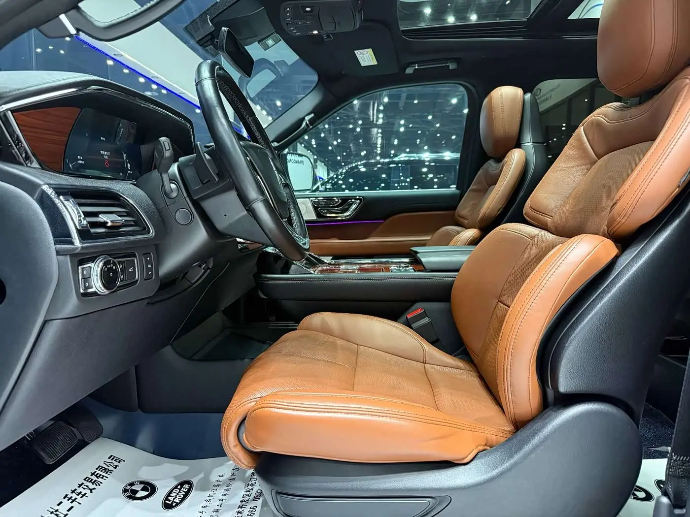 Lincoln Navigator 2022 — Photo 6/20